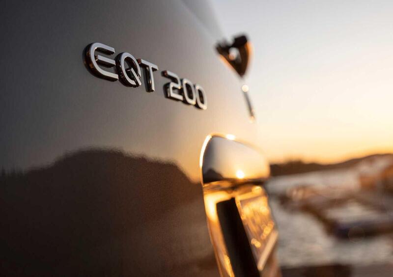 Mercedes-Benz EQT (2023-->>) (16)