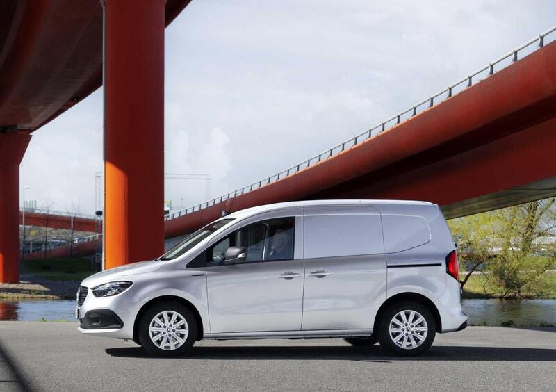 Mercedes-Benz Classe eCitan Furgone (2023-23) (4)