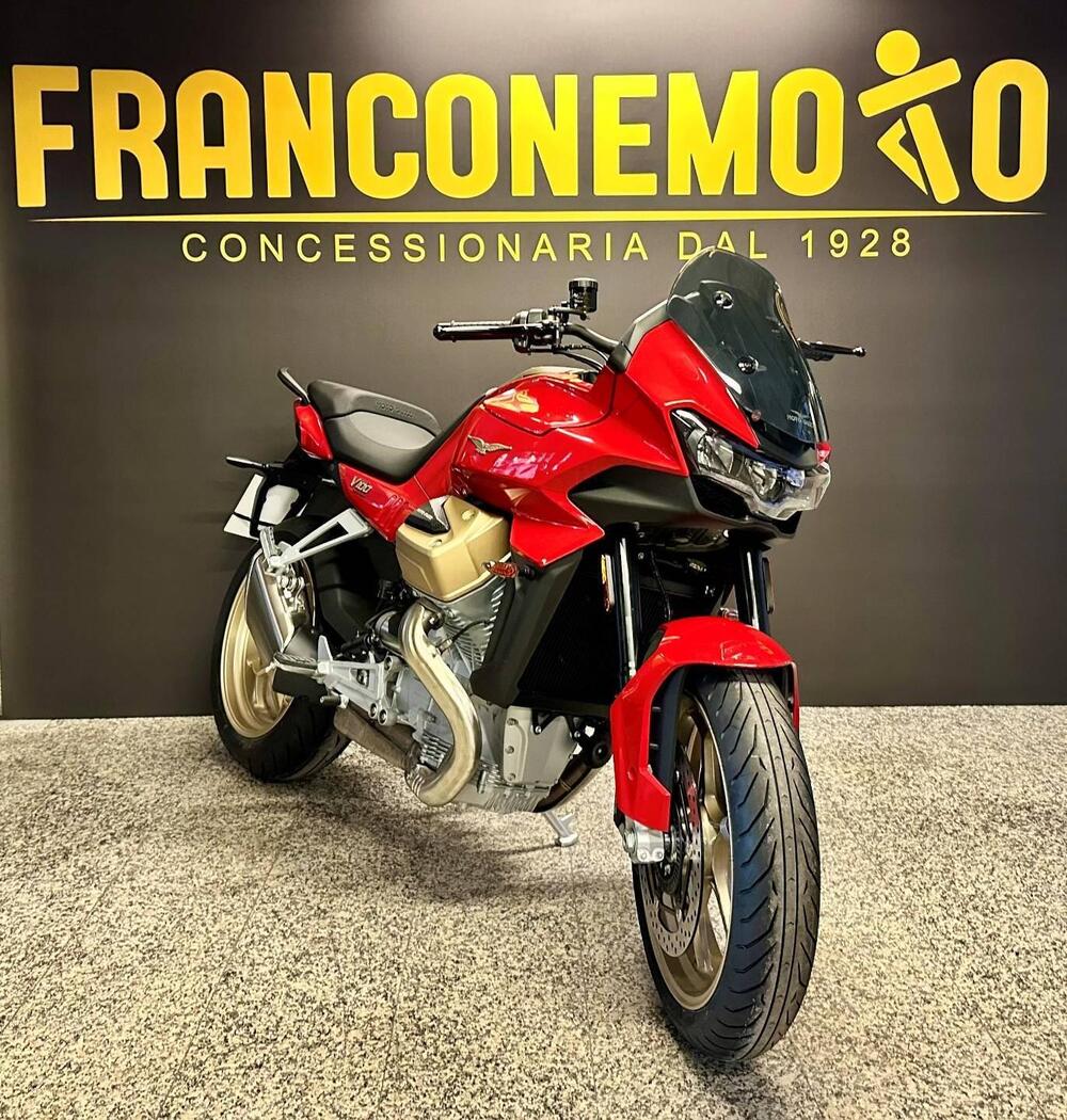 Moto Guzzi V100 Mandello (2022 - 24) (2)