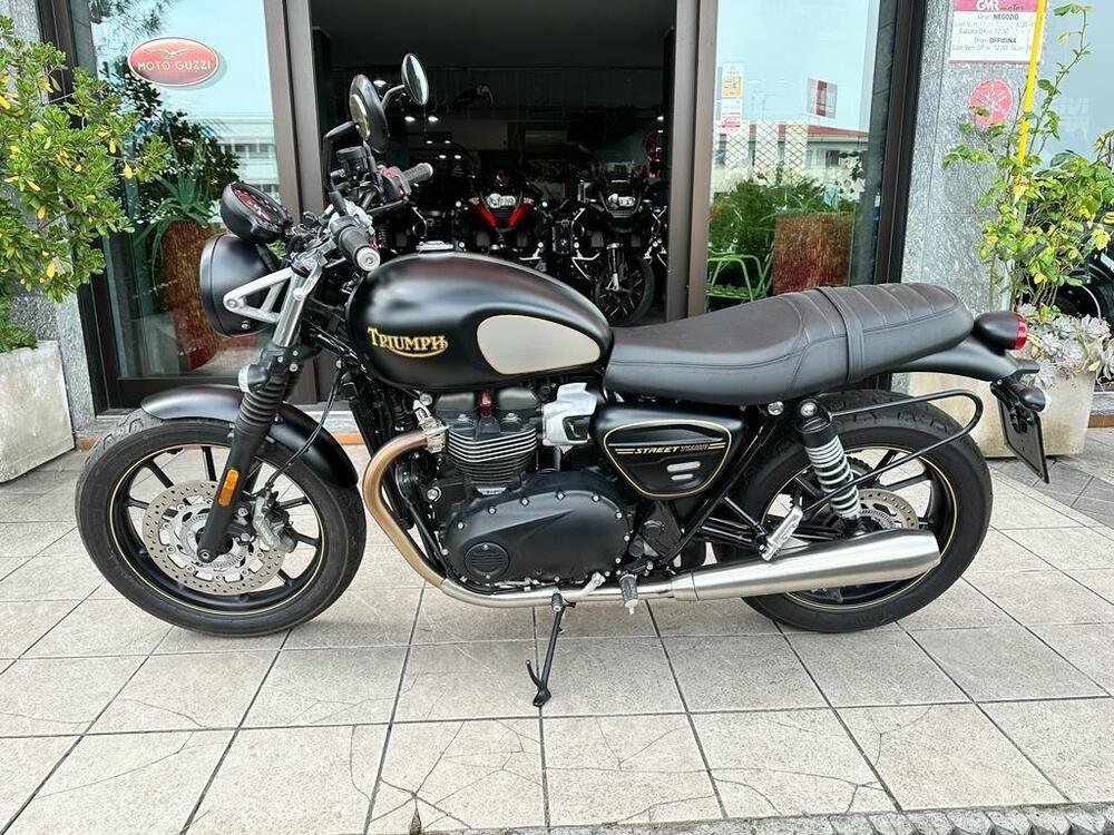 Triumph Street Twin 900 (2021 - 22)
