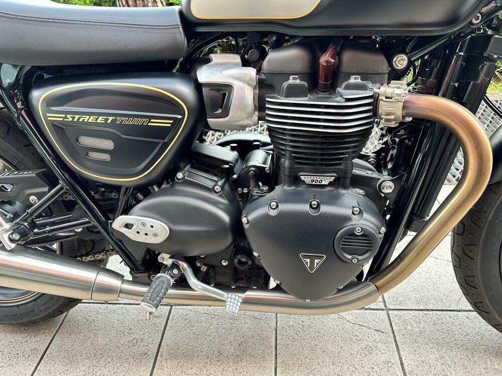 Triumph Street Twin 900 (2021 - 22) (5)
