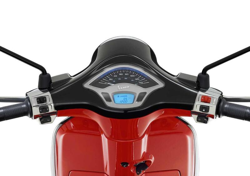 Vespa Primavera 50 Primavera 50 Disney Mickey Mouse Edition by Vespa (2023 - 24) (8)