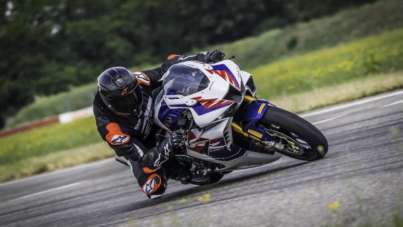 Alpinestars S-R10: difficile cominciare meglio [VIDEO e GALLERY]