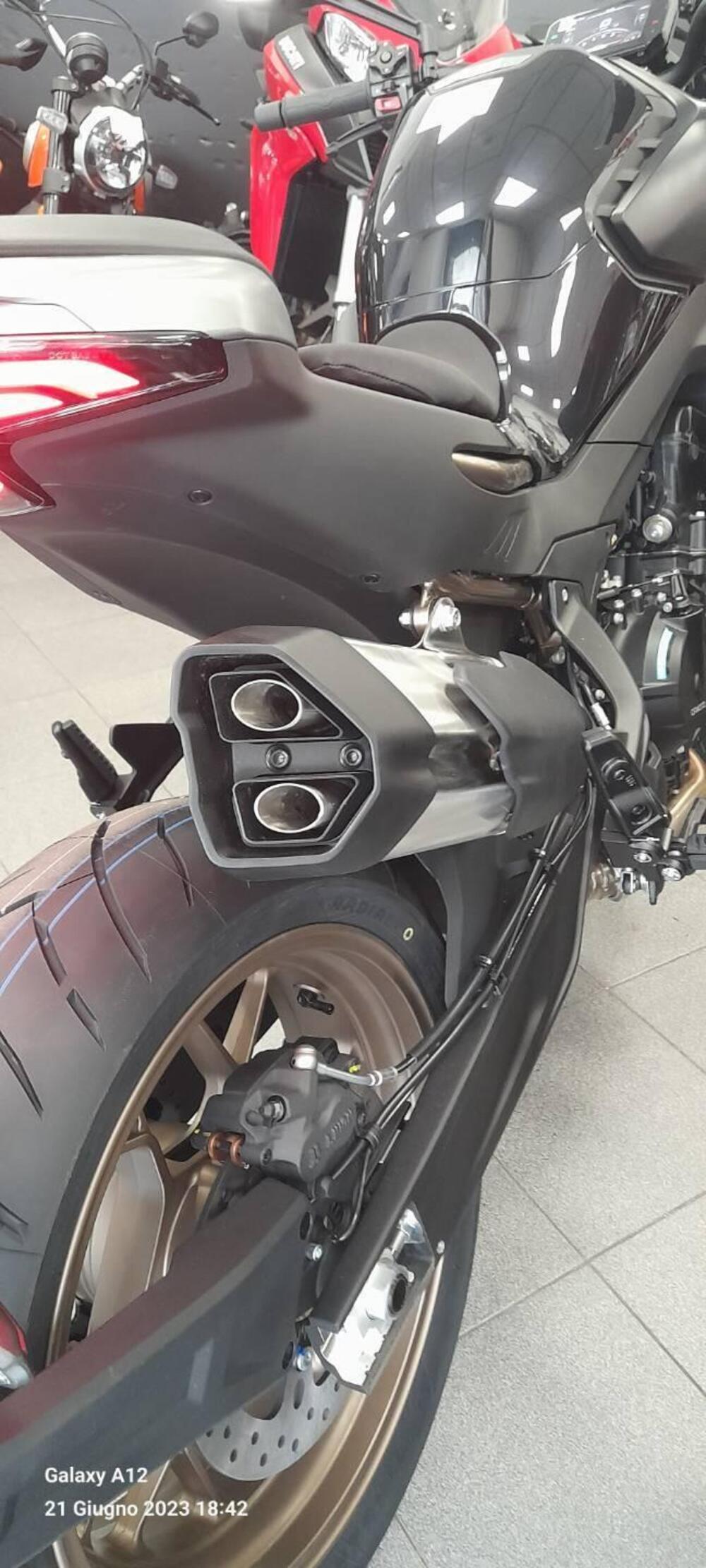 CFMOTO 800NK Sport (2023 - 25) (10)