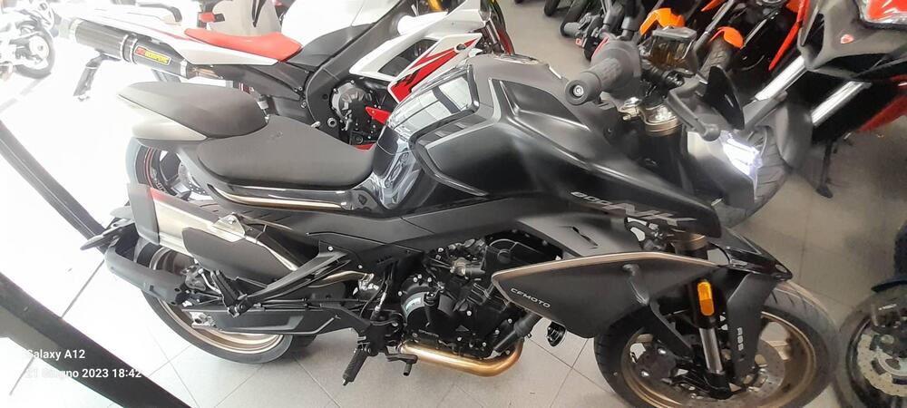 CFMOTO 800NK Sport (2023 - 25)