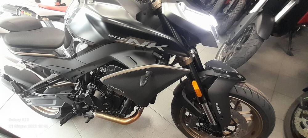 CFMOTO 800NK Sport (2023 - 25) (11)