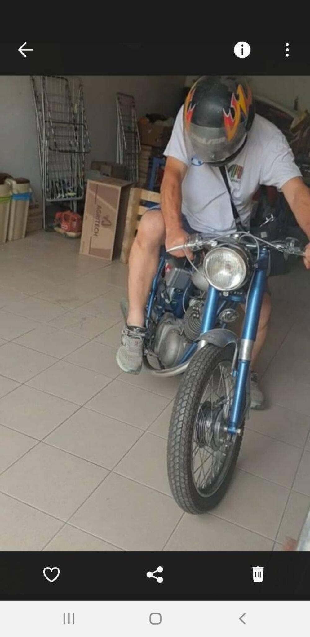 Ducati 85 SPORT (15)