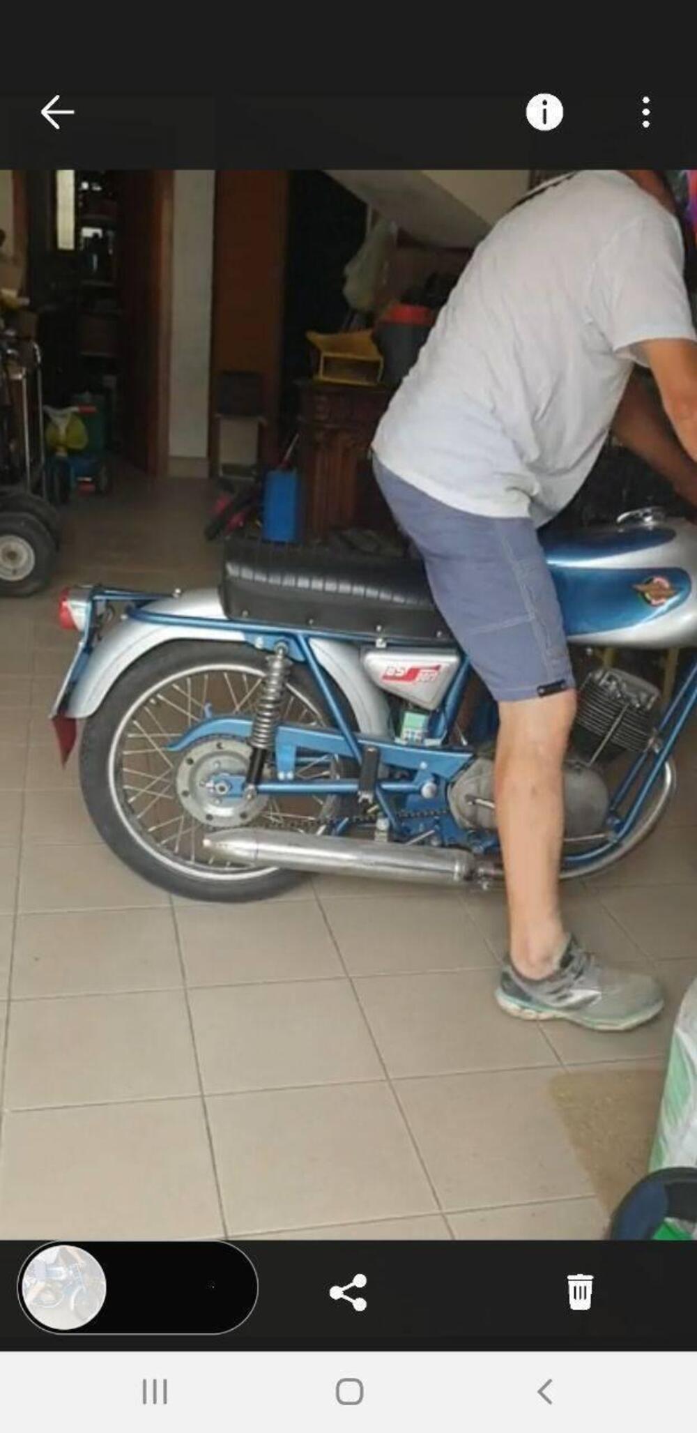 Ducati 85 SPORT (18)