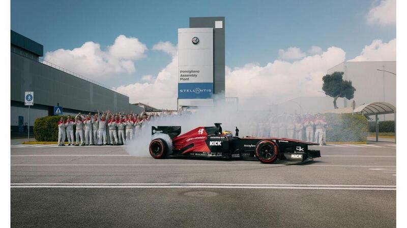 Alfa Romeo F1, da Cassino a Pomigliano in autostrada [VIDEO] 