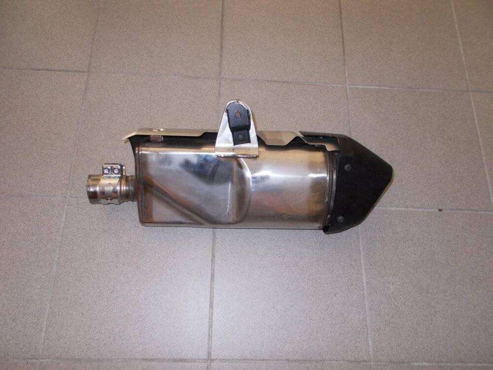 Terminale scarico originale Honda Africa Twin (2)