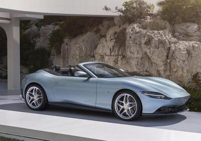 Scende in campo e le ha tutte contro: Ferrari Roma Spider Top e Flop