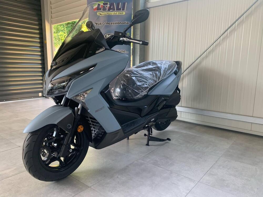 Kymco X-Town 300i (2021 - 24) (6)
