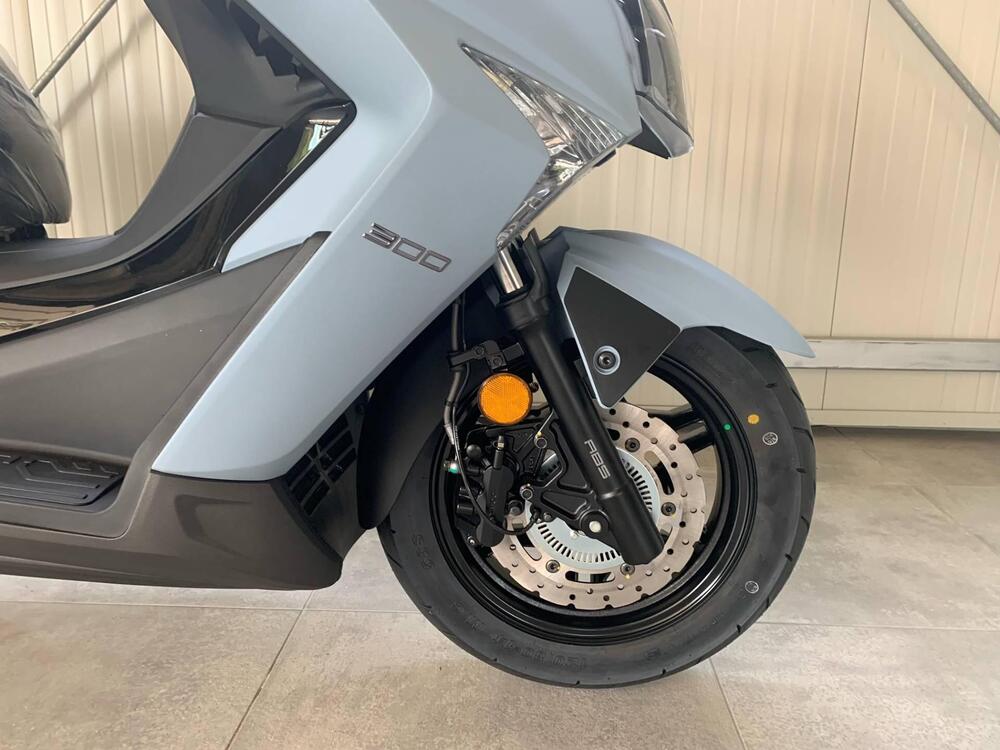 Kymco X-Town 300i (2021 - 24) (9)