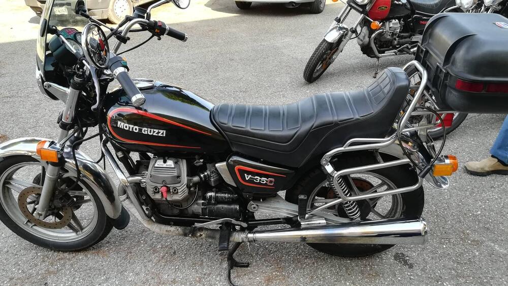Moto Guzzi V35c (3)