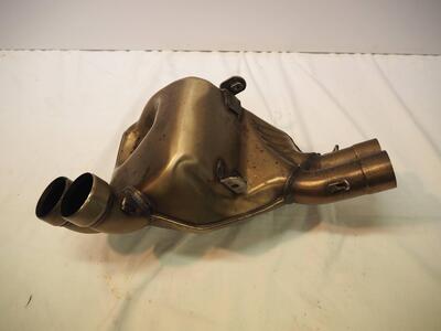 MV Agusta Brutale 910S Euro 2 compensatore central