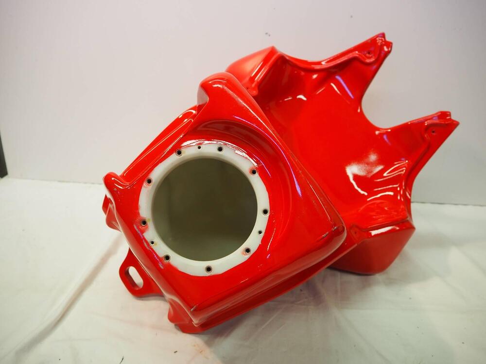 MV Agusta Brutale 910 serbatoio carburante (5)