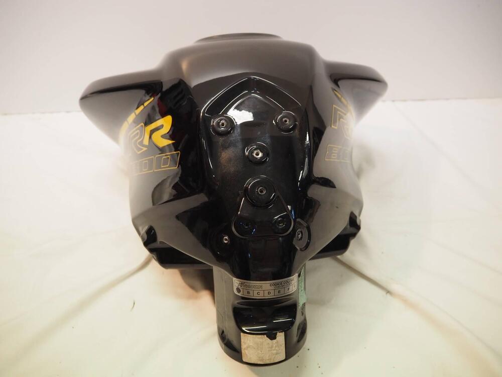 MV Agusta Dragster 800 RR serbatoio carburante (5)