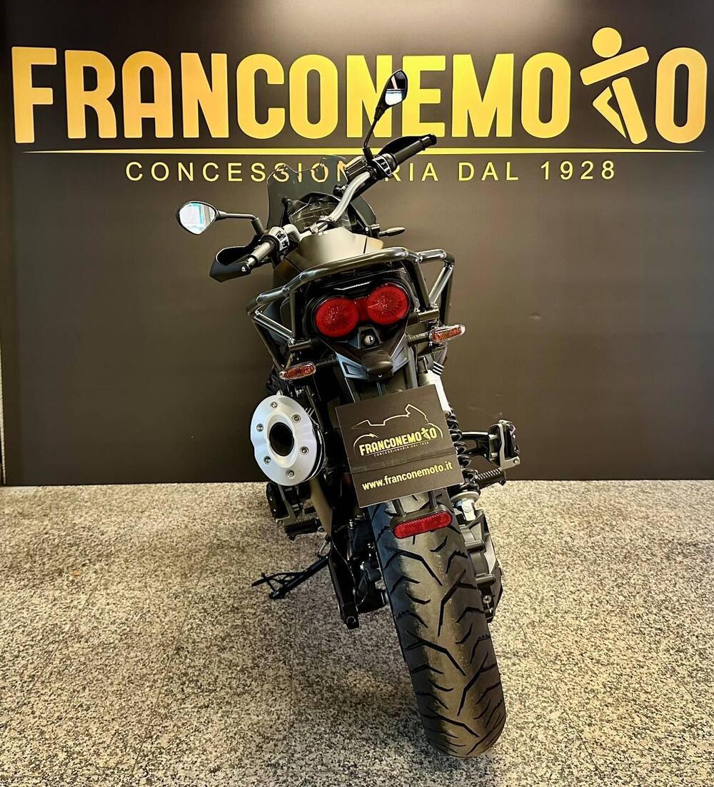 Moto Guzzi V85 TT (2024 - 25) (8)