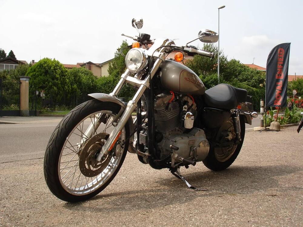 Harley-Davidson 883 Custom (2006 - 07) - XL 883C (3)