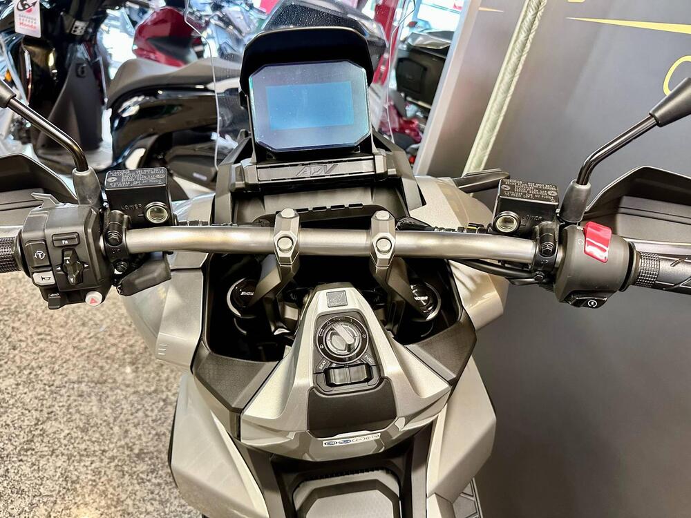 Honda ADV 350 (2025) (9)