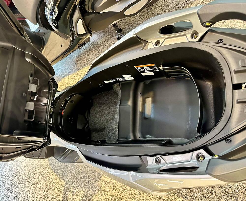 Honda ADV 350 (2025) (10)