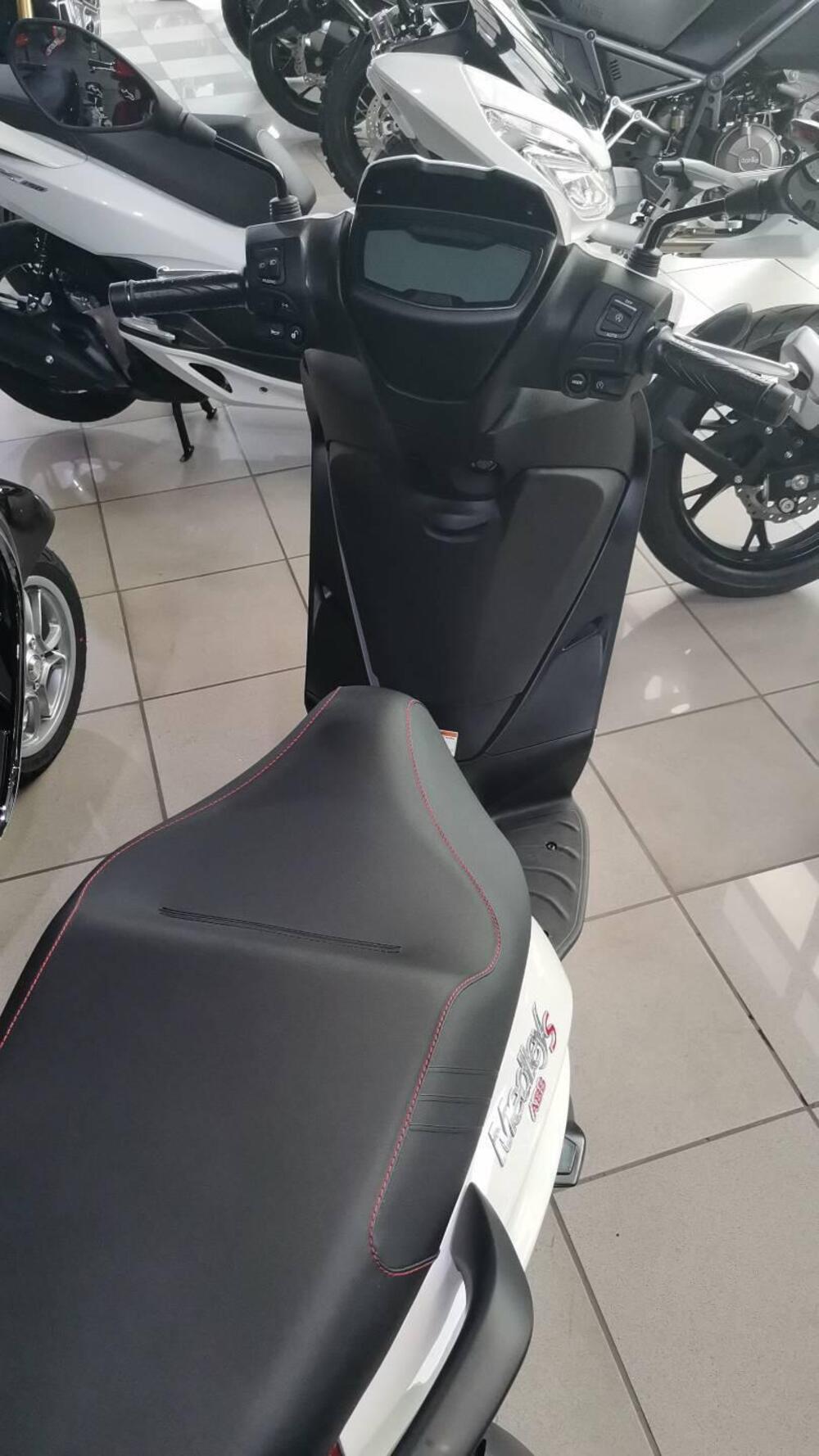 Piaggio Medley 125 S ABS (2021 - 24) (3)