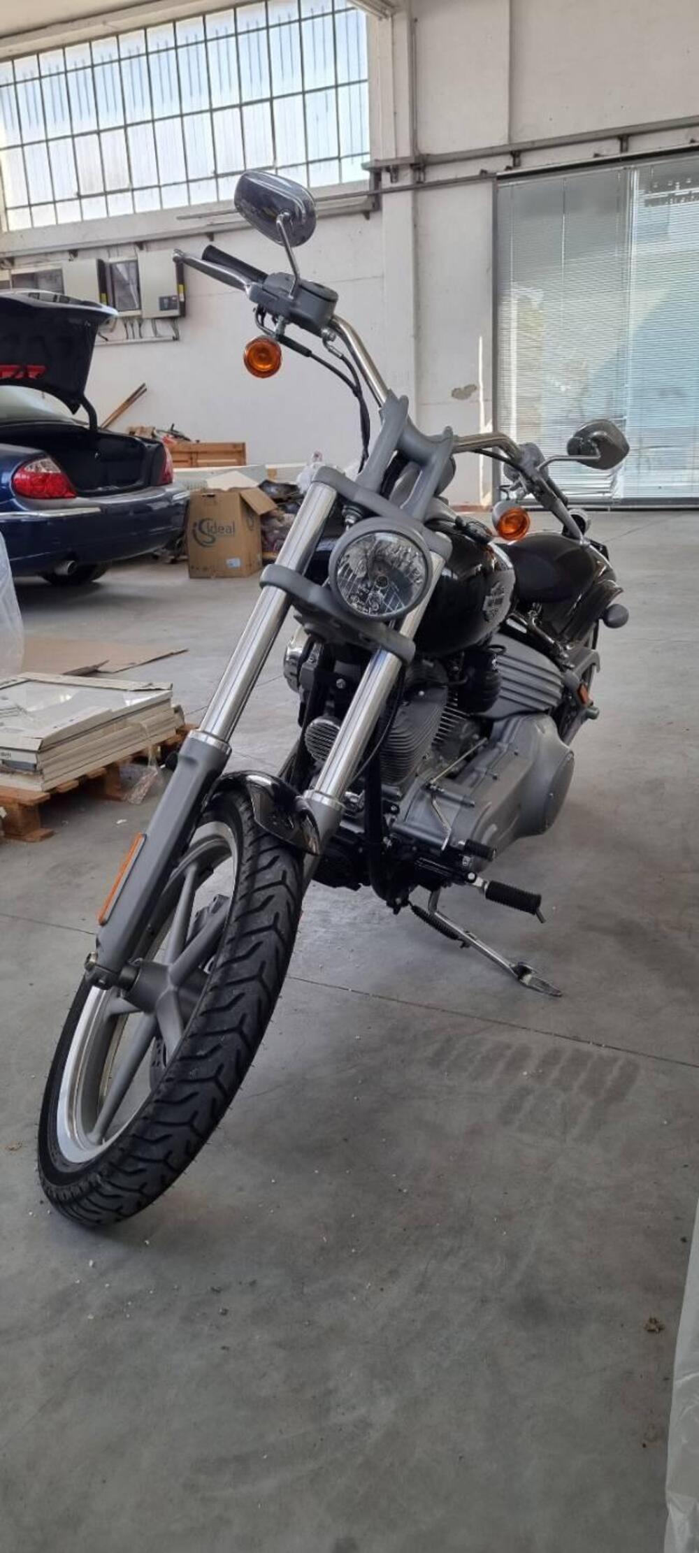 Harley-Davidson 1584 Rocker (2008 - 09) - FXCW (2)