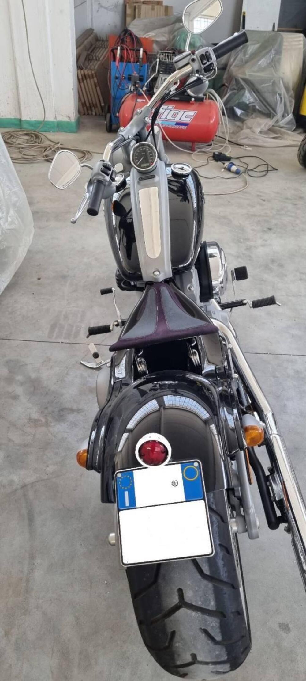 Harley-Davidson 1584 Rocker (2008 - 09) - FXCW (4)