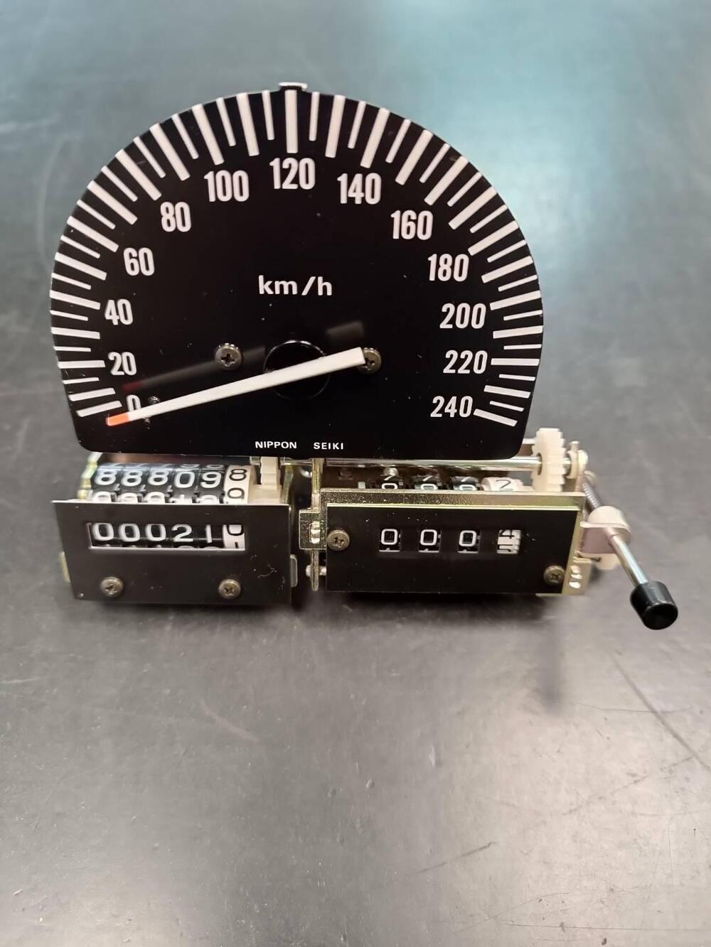 Conta km GSX 750E -1100E "faro quadro" Suzuki (6)