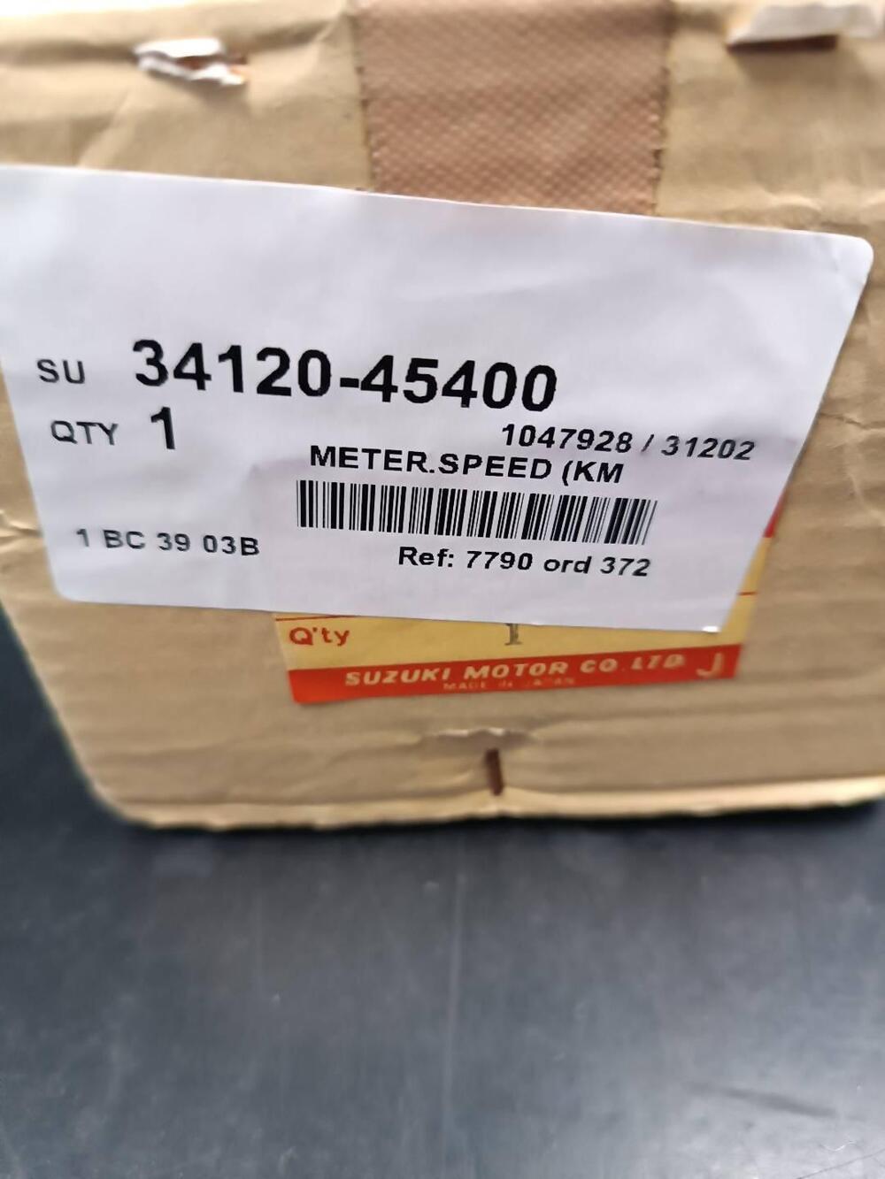 Conta km GSX 750E -1100E "faro quadro" Suzuki (7)