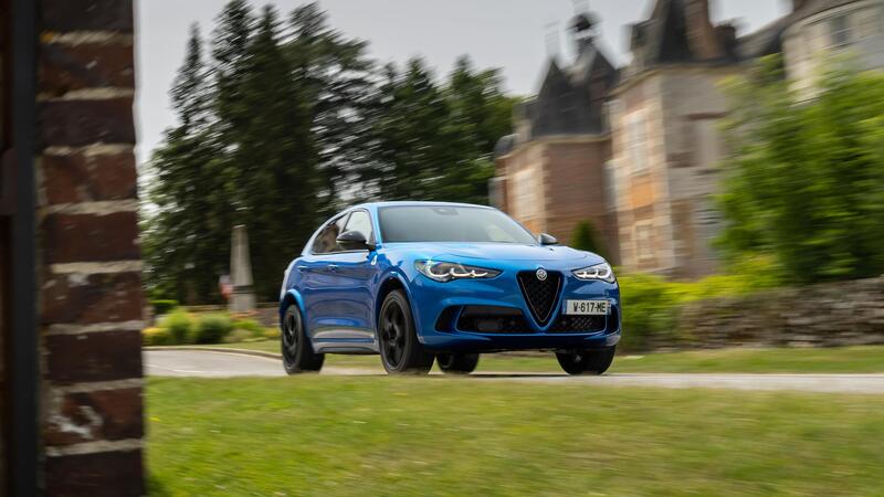 Alfa Romeo Stelvio Quadrifoglio, la suv come la berlina [VIDEO] 