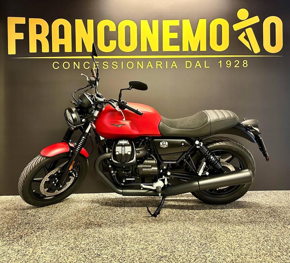 Moto Guzzi V7 Stone (2021 - 24) (4)
