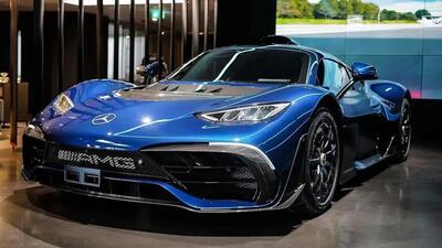 Meglio tardi che mai: Bottas ritira la sua Mercedes-AMG One