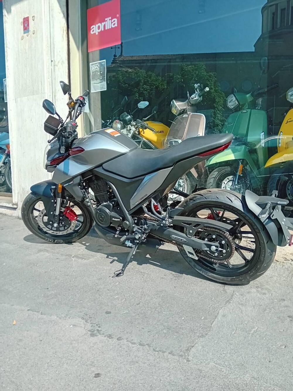 Malaguti Drakon 125 (2022 - 25) (2)