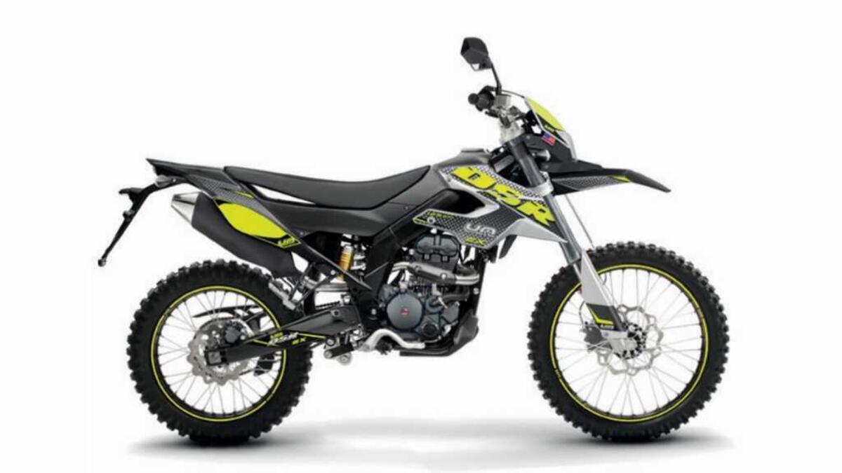 Um Italia DSR 125 EX