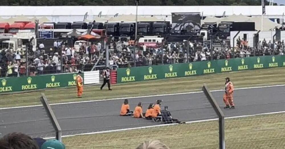 Silverstone, c&#039;&egrave; tensione per le proteste sul clima: cosa potrebbe succedere e cosa pensano i piloti