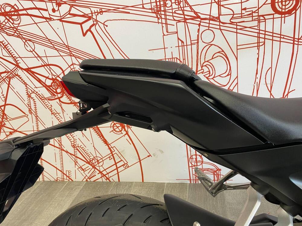 Honda CB 125 R (2021 - 23) (8)