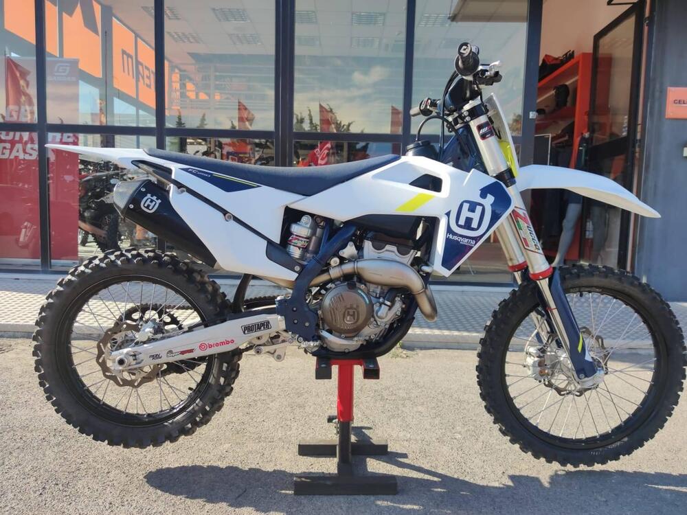 Husqvarna FC 250 (2022) (2)