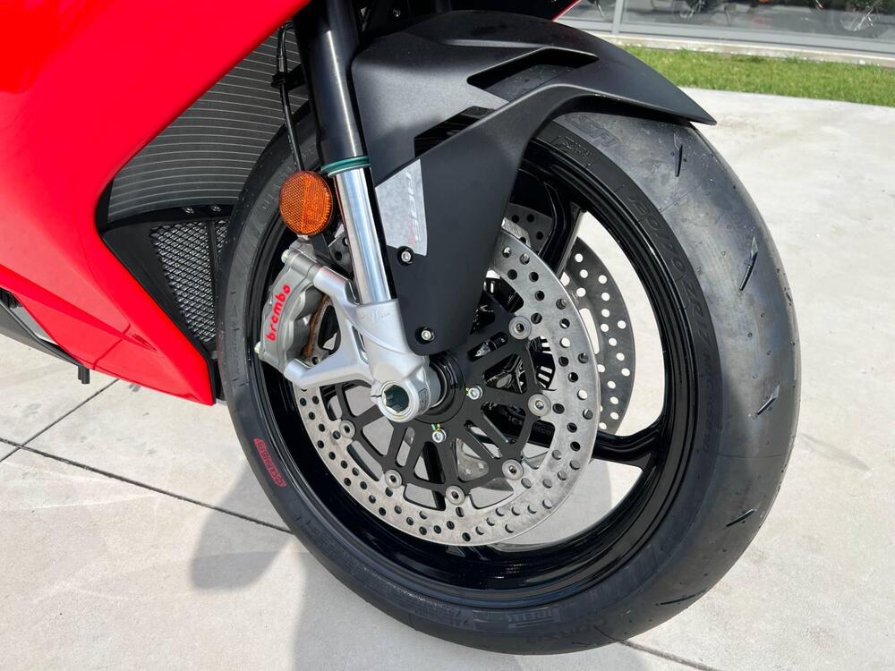 MV Agusta F3 800 R (2023 - 25) (8)