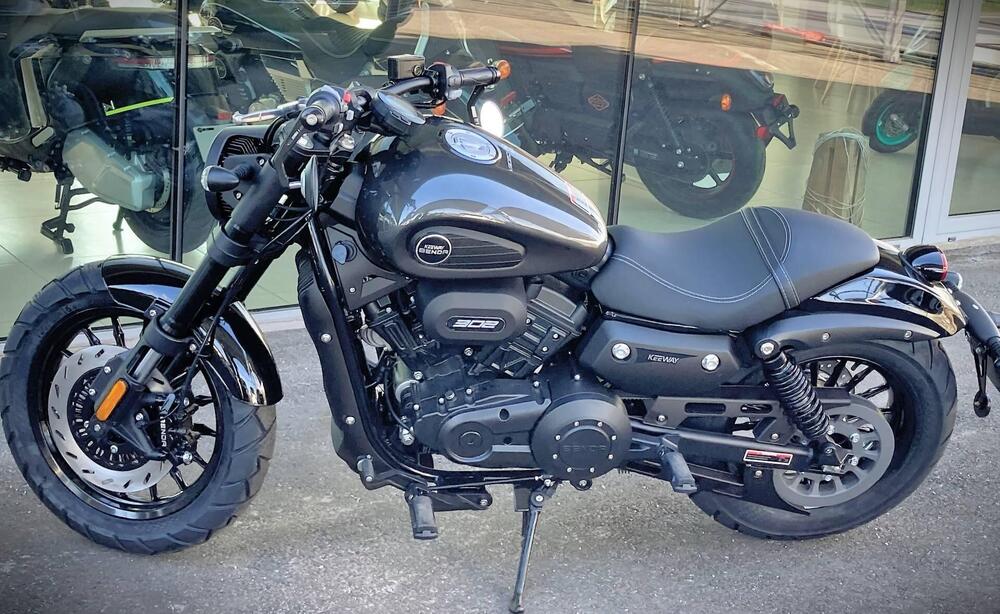 Keeway Motor V302 C (2022 - 26) (2)