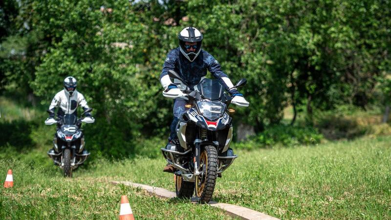 BMW GS Academy: tutte le novit&agrave; della scuola per guidare in sicurezza la tua maxi!