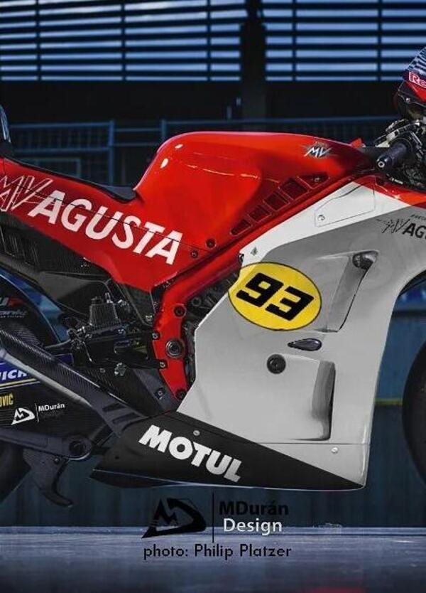 A caccia di Valentino Rossi: Marc Marquez sulla moto di Giacomo Agostini. La foto sibillina &egrave; gi&agrave; virale