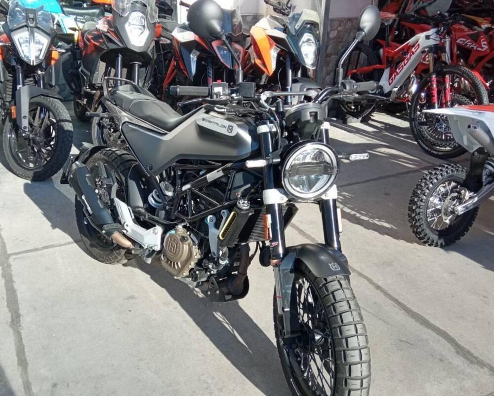 Husqvarna Svartpilen 125 (2021 - 23) (2)