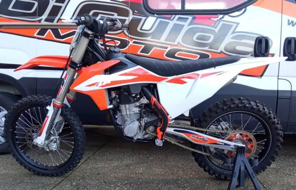 KTM 450 SX-F (2020) (2)
