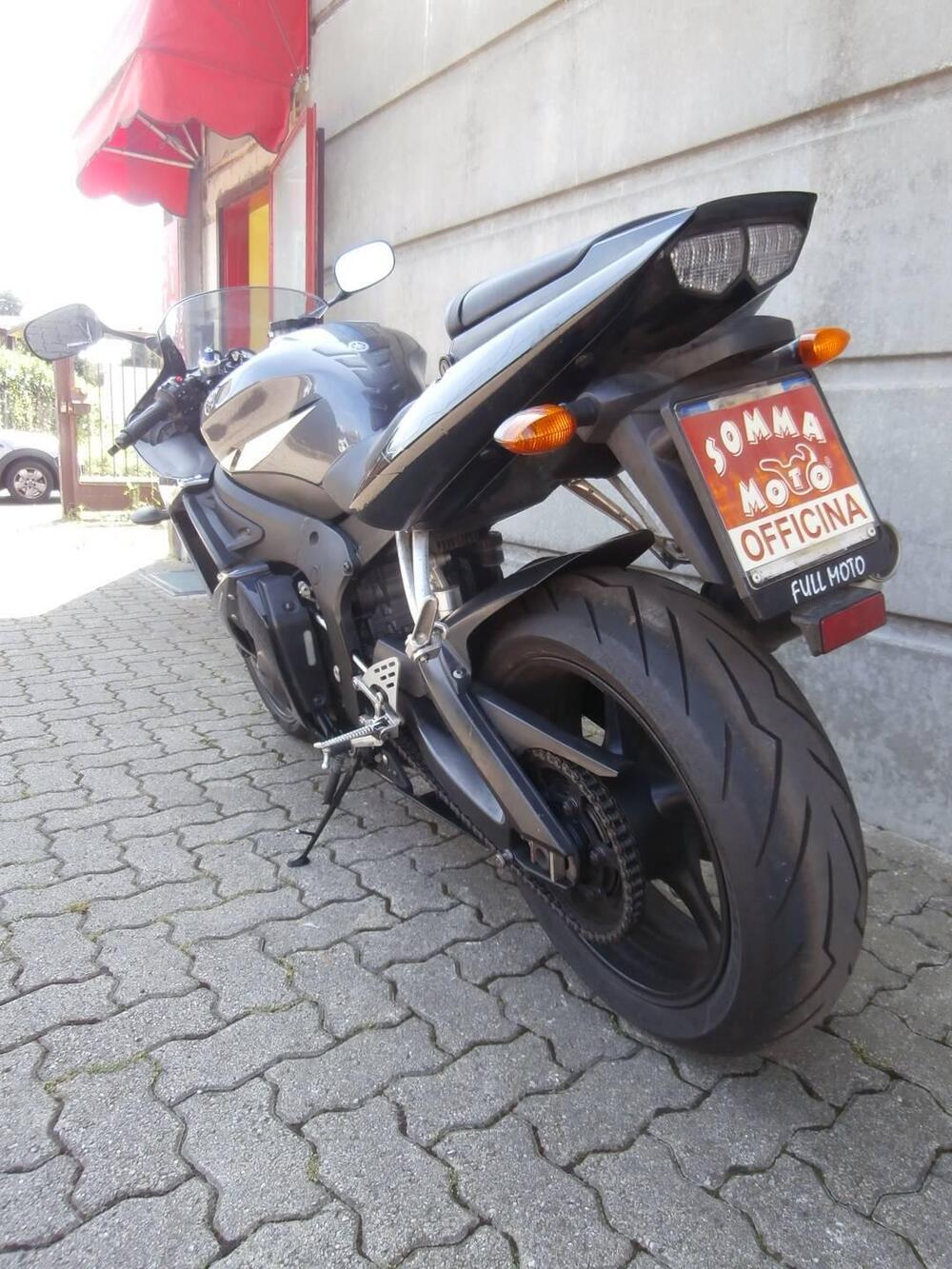 Yamaha YZF R6 (2005) (6)