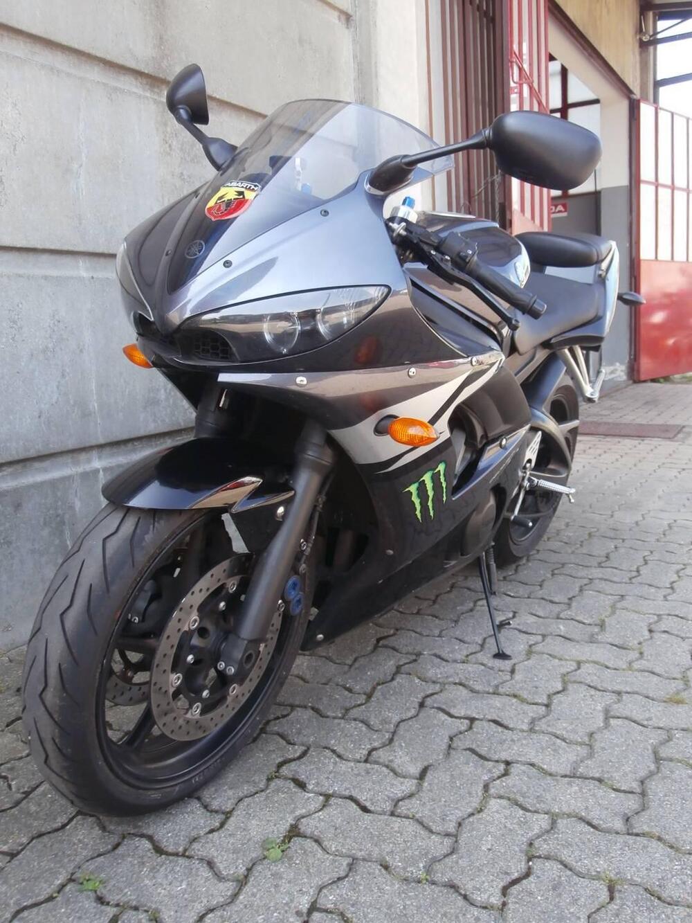 Yamaha YZF R6 (2005) (4)
