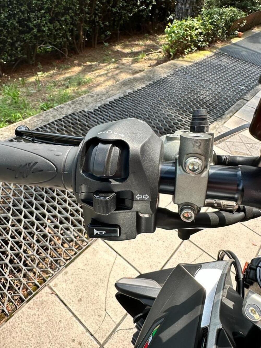 MV Agusta Brutale 1000 RS (2022 - 25) (13)