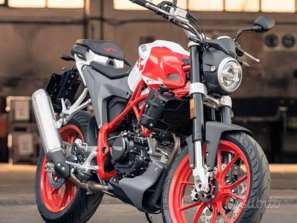 Swm Varez 125 (2022 - 23) (4)