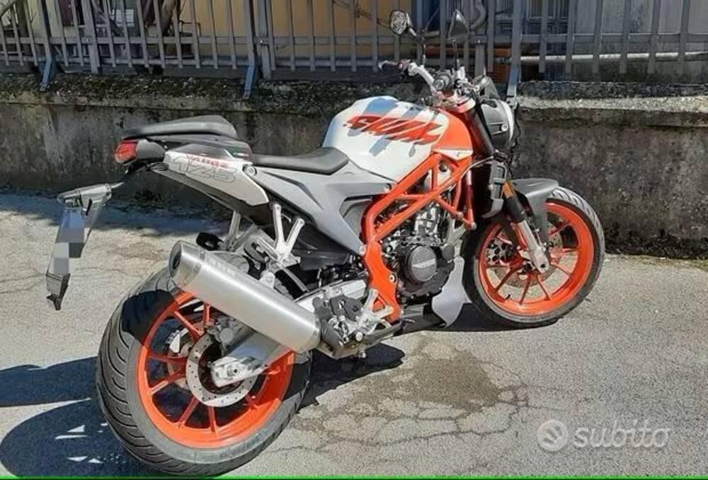 Swm Varez 125 (2022 - 23) (6)