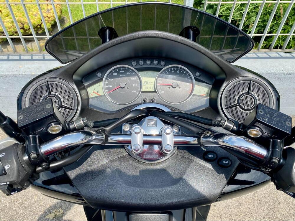 Honda Forza 250 X (2008 - 11) (4)